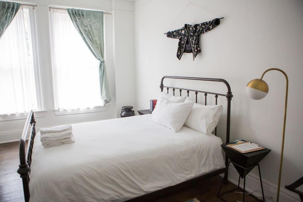 Object Hotel 1Br Shared Bath Room 2D 比斯比 外观 照片