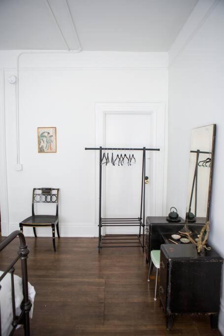 Object Hotel 1Br Shared Bath Room 2D 比斯比 外观 照片